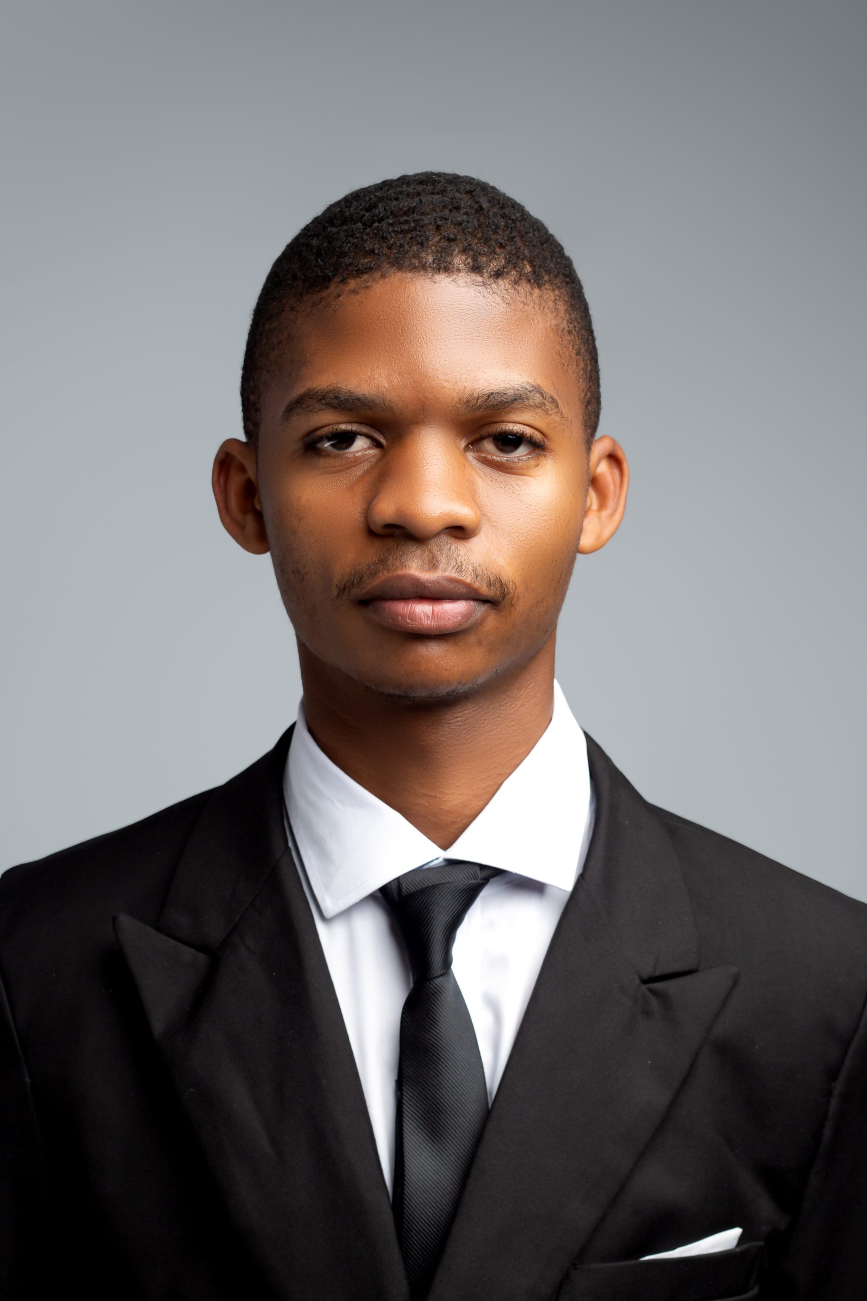 <strong>Thajú Clisnaldo Lino Foliche</strong>